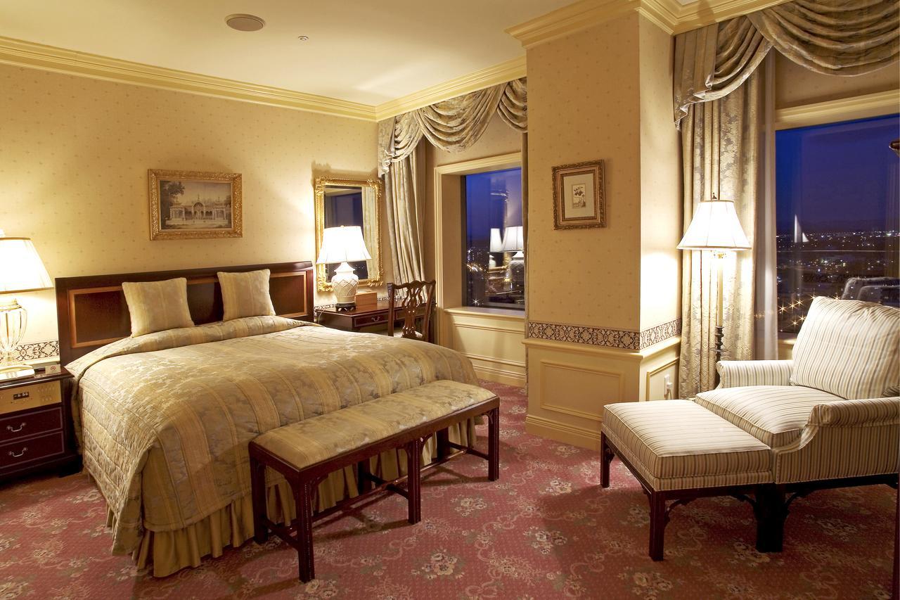 Omo7 Asahikawa By Hoshino Resorts Exterior photo A bedroom at the Four Seasons Hotel in Washington, D.C.