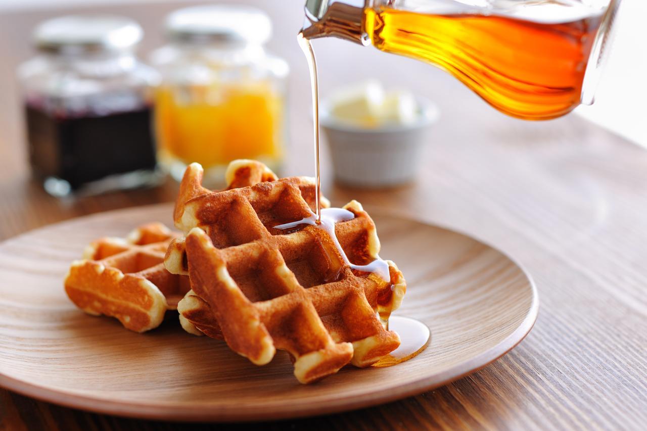 Omo7 Asahikawa By Hoshino Resorts Exterior photo Maple syrup being poured on a stack of waffles